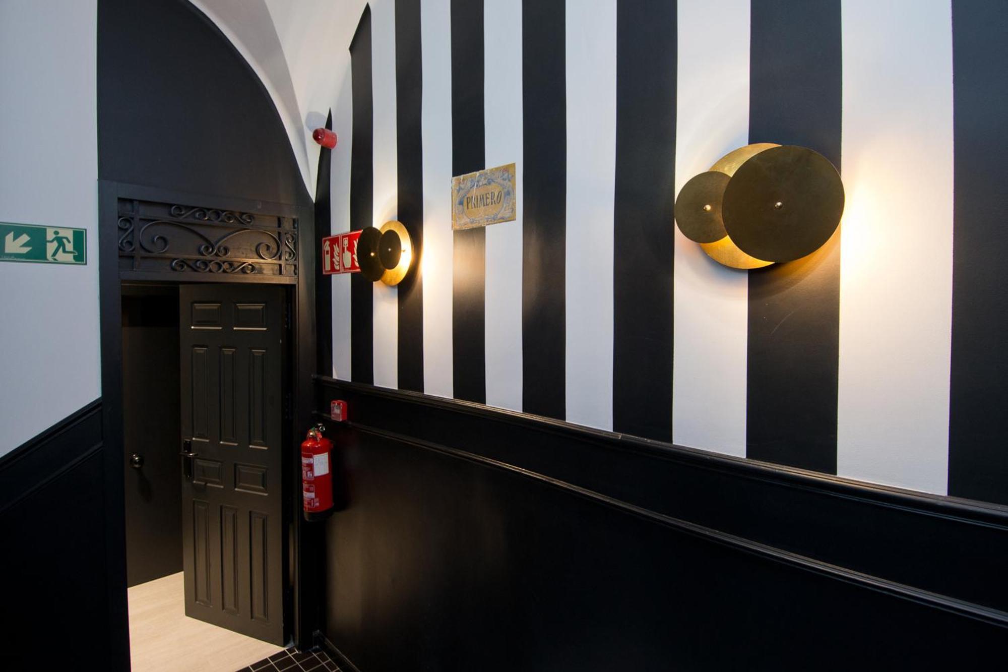 Amor De Dios 17 Boutique Apartments Madrid Exterior foto